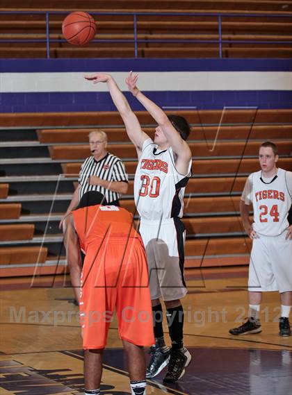 Thumbnail 2 in Glenwood vs. Pigeon Forge (Winterfest Shootout) photogallery.