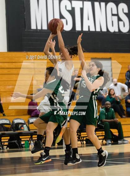 Thumbnail 1 in JV: Garces Memorial @ Stockdale photogallery.