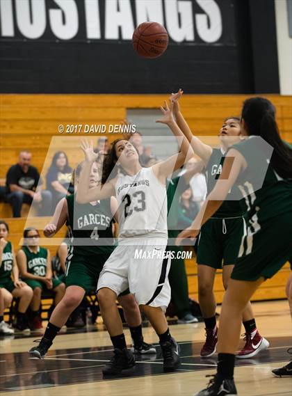 Thumbnail 2 in JV: Garces Memorial @ Stockdale photogallery.