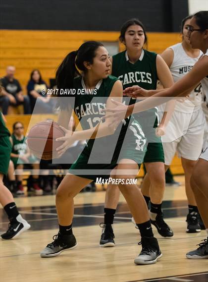 Thumbnail 3 in JV: Garces Memorial @ Stockdale photogallery.