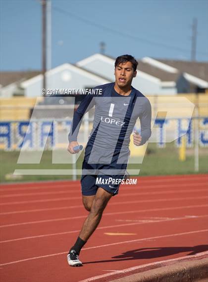Thumbnail 3 in Tarpon Relays photogallery.