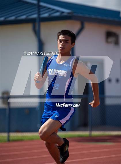 Thumbnail 2 in Tarpon Relays photogallery.