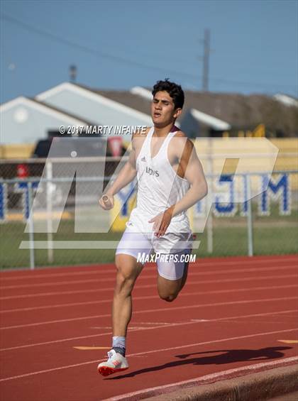 Thumbnail 2 in Tarpon Relays photogallery.