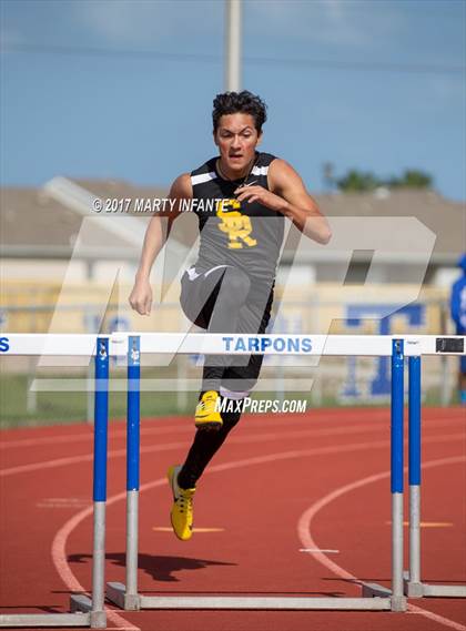 Thumbnail 1 in Tarpon Relays photogallery.