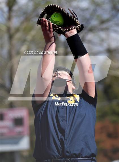 Thumbnail 3 in Las Plumas vs. Nevada Union (Pleasant Valley Tournament) photogallery.