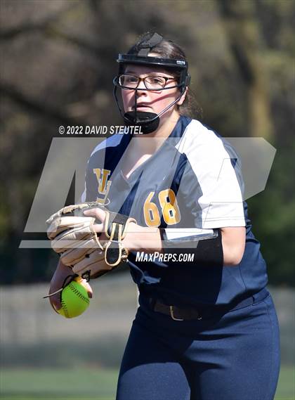 Thumbnail 1 in Las Plumas vs. Nevada Union (Pleasant Valley Tournament) photogallery.