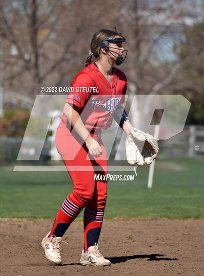 Thumbnail 3 in Las Plumas vs. Nevada Union (Pleasant Valley Tournament) photogallery.