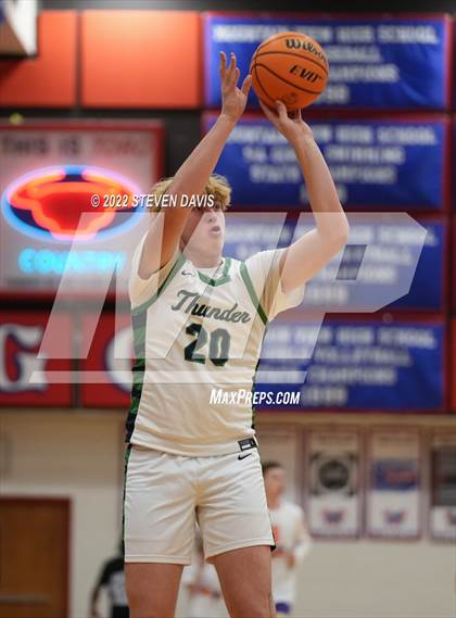 Thumbnail 3 in ThunderRidge vs. Notre Dame Prep photogallery.
