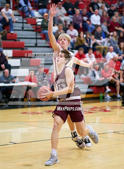 Thumbnail 3 in Dobyns-Bennett vs. Science Hill (TSSAA District 1-AAA Championship) photogallery.