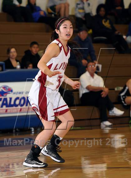 Thumbnail 2 in St. Mary's vs. McClatchy (Christian Brothers Holiday Classic) photogallery.