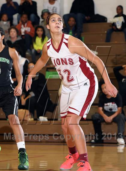 Thumbnail 2 in St. Mary's vs. McClatchy (Christian Brothers Holiday Classic) photogallery.