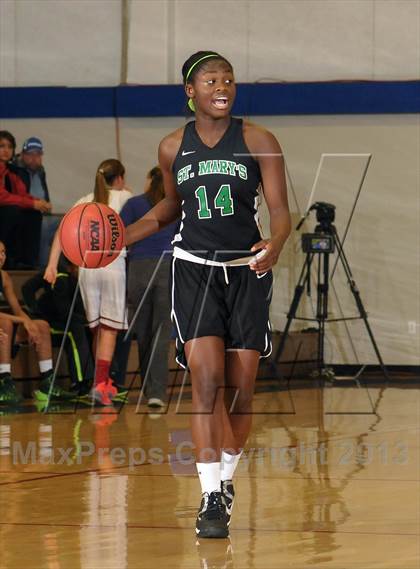 Thumbnail 1 in St. Mary's vs. McClatchy (Christian Brothers Holiday Classic) photogallery.