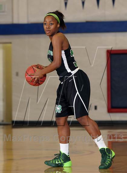 Thumbnail 2 in St. Mary's vs. McClatchy (Christian Brothers Holiday Classic) photogallery.