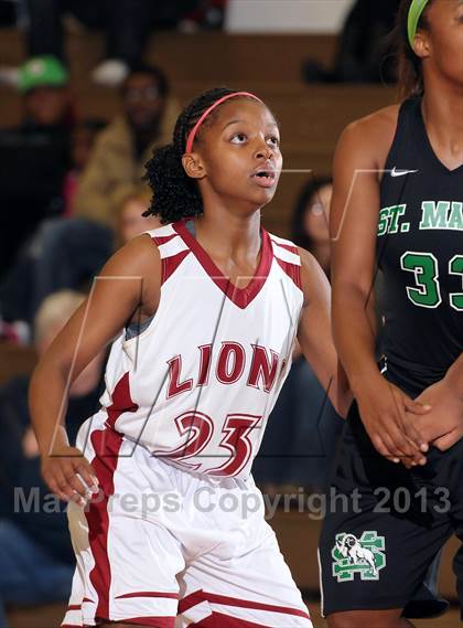 Thumbnail 3 in St. Mary's vs. McClatchy (Christian Brothers Holiday Classic) photogallery.
