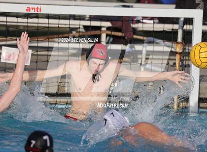 Thumbnail 3 in Lincoln vs. University City (San Diego Open) photogallery.