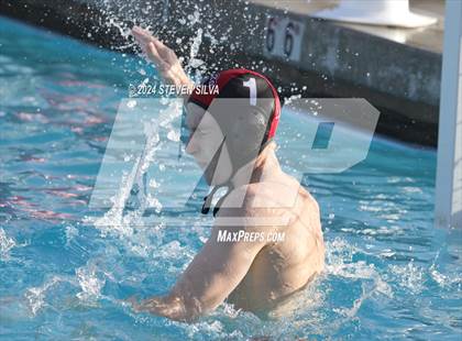 Thumbnail 2 in Lincoln vs. University City (San Diego Open) photogallery.