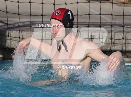 Thumbnail 2 in Lincoln vs. University City (San Diego Open) photogallery.