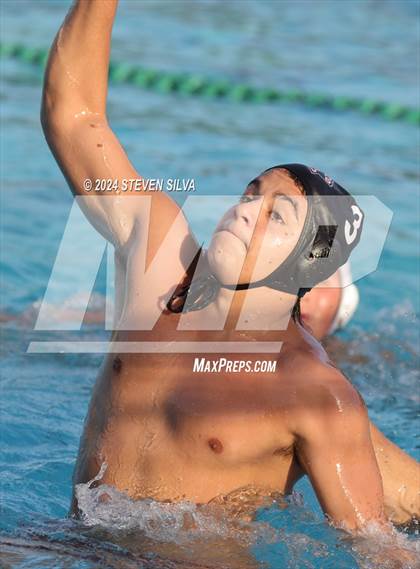 Thumbnail 3 in Lincoln vs. University City (San Diego Open) photogallery.