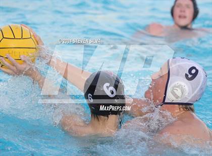 Thumbnail 3 in Lincoln vs. University City (San Diego Open) photogallery.