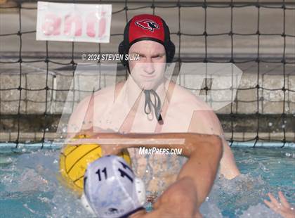 Thumbnail 2 in Lincoln vs. University City (San Diego Open) photogallery.