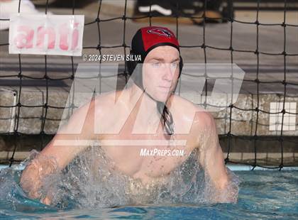 Thumbnail 2 in Lincoln vs. University City (San Diego Open) photogallery.