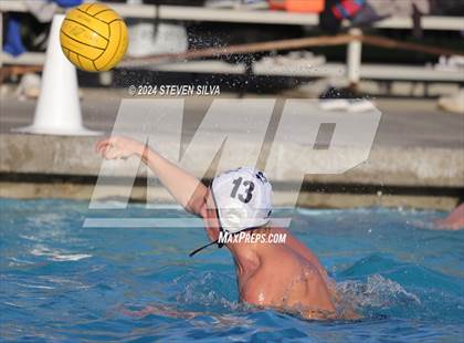 Thumbnail 2 in Lincoln vs. University City (San Diego Open) photogallery.