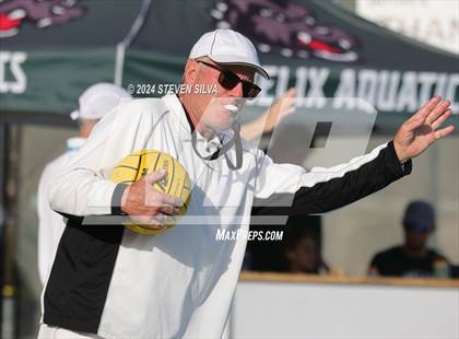 Thumbnail 2 in Lincoln vs. University City (San Diego Open) photogallery.
