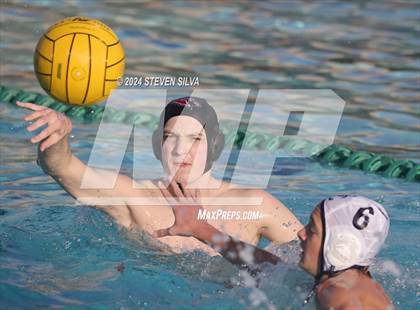 Thumbnail 1 in Lincoln vs. University City (San Diego Open) photogallery.