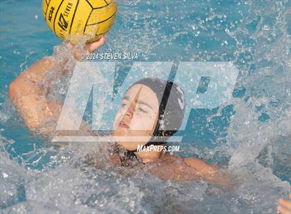 Thumbnail 2 in Lincoln vs. University City (San Diego Open) photogallery.