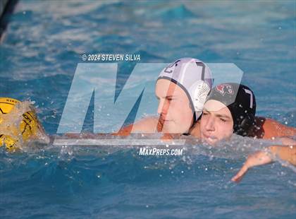 Thumbnail 3 in Lincoln vs. University City (San Diego Open) photogallery.