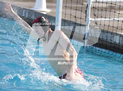 Thumbnail 1 in Lincoln vs. University City (San Diego Open) photogallery.