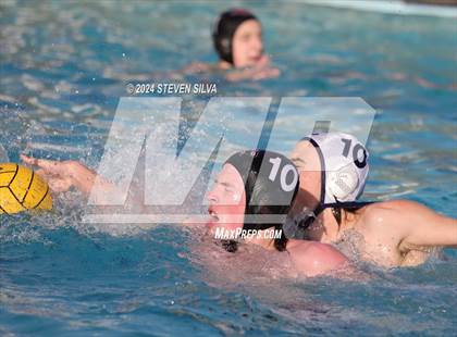 Thumbnail 1 in Lincoln vs. University City (San Diego Open) photogallery.