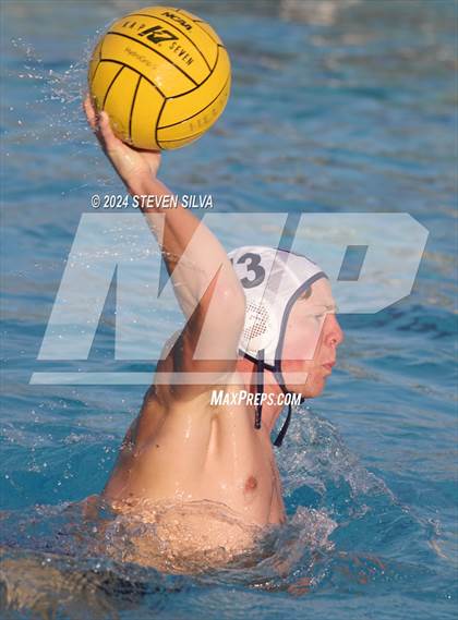 Thumbnail 1 in Lincoln vs. University City (San Diego Open) photogallery.