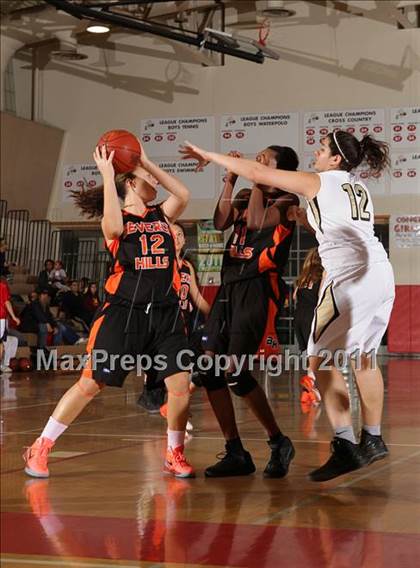 Thumbnail 2 in Beverly Hills vs. Calabasas (West Coast Holiday Classic) photogallery.
