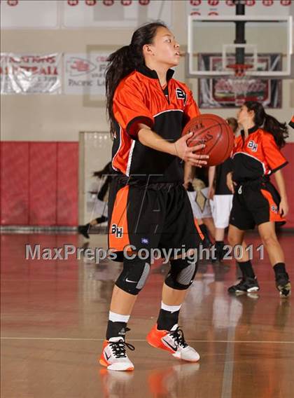 Thumbnail 2 in Beverly Hills vs. Calabasas (West Coast Holiday Classic) photogallery.