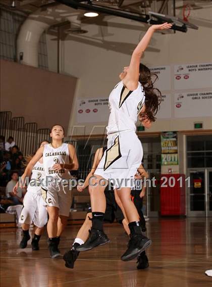 Thumbnail 2 in Beverly Hills vs. Calabasas (West Coast Holiday Classic) photogallery.
