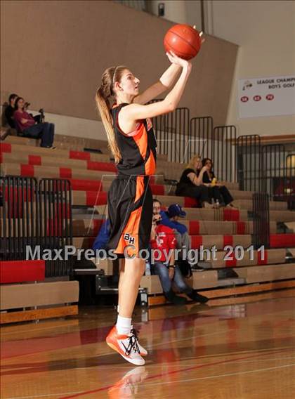 Thumbnail 3 in Beverly Hills vs. Calabasas (West Coast Holiday Classic) photogallery.