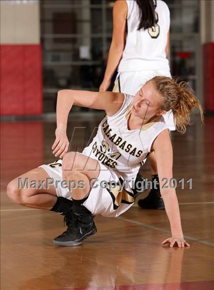 Thumbnail 1 in Beverly Hills vs. Calabasas (West Coast Holiday Classic) photogallery.