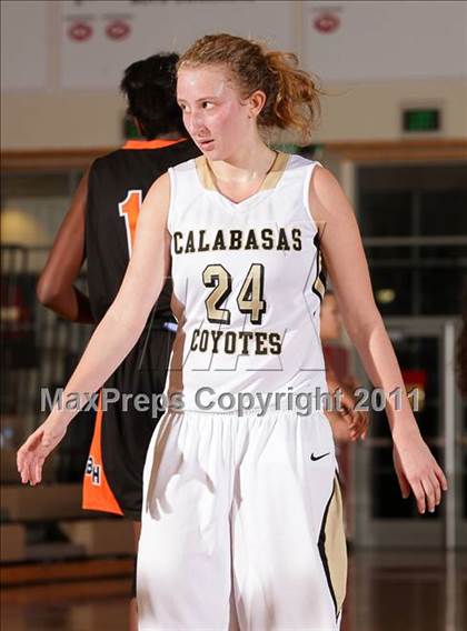 Thumbnail 2 in Beverly Hills vs. Calabasas (West Coast Holiday Classic) photogallery.