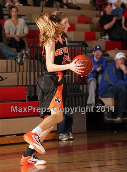 Thumbnail 1 in Beverly Hills vs. Calabasas (West Coast Holiday Classic) photogallery.