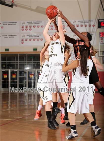 Thumbnail 3 in Beverly Hills vs. Calabasas (West Coast Holiday Classic) photogallery.