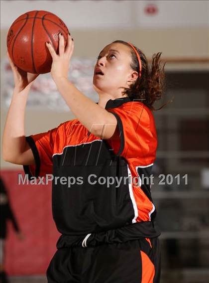 Thumbnail 3 in Beverly Hills vs. Calabasas (West Coast Holiday Classic) photogallery.