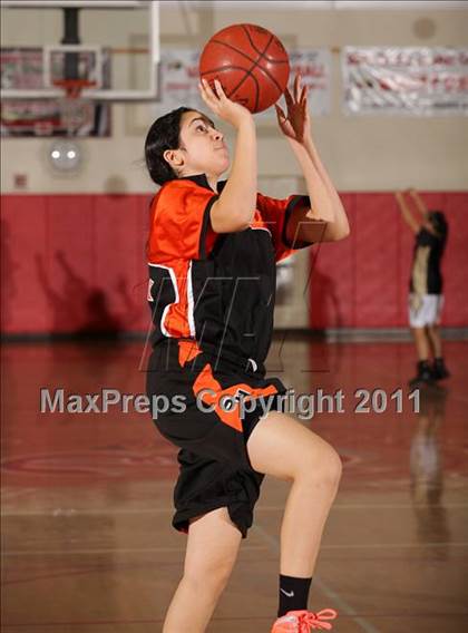 Thumbnail 2 in Beverly Hills vs. Calabasas (West Coast Holiday Classic) photogallery.