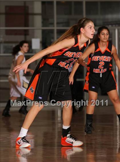Thumbnail 3 in Beverly Hills vs. Calabasas (West Coast Holiday Classic) photogallery.