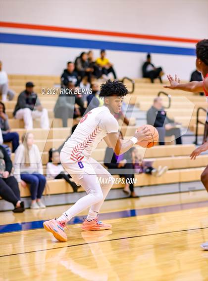 Thumbnail 2 in Oak Ridge vs MacArthur photogallery.