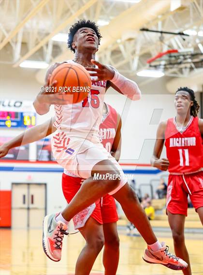 Thumbnail 1 in Oak Ridge vs MacArthur photogallery.