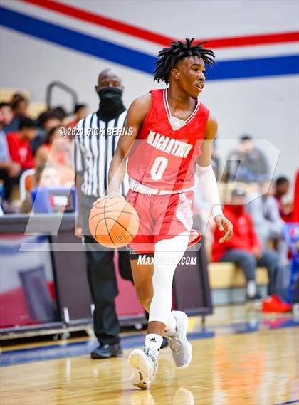 Thumbnail 2 in Oak Ridge vs MacArthur photogallery.