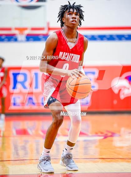 Thumbnail 3 in Oak Ridge vs MacArthur photogallery.