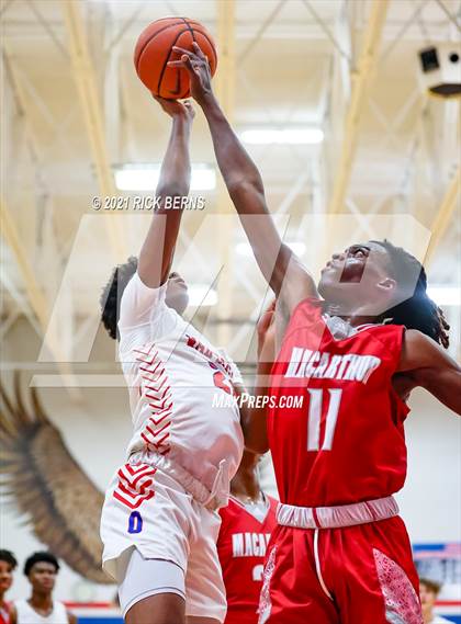 Thumbnail 1 in Oak Ridge vs MacArthur photogallery.