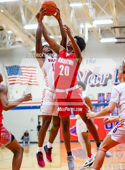 Thumbnail 3 in Oak Ridge vs MacArthur photogallery.